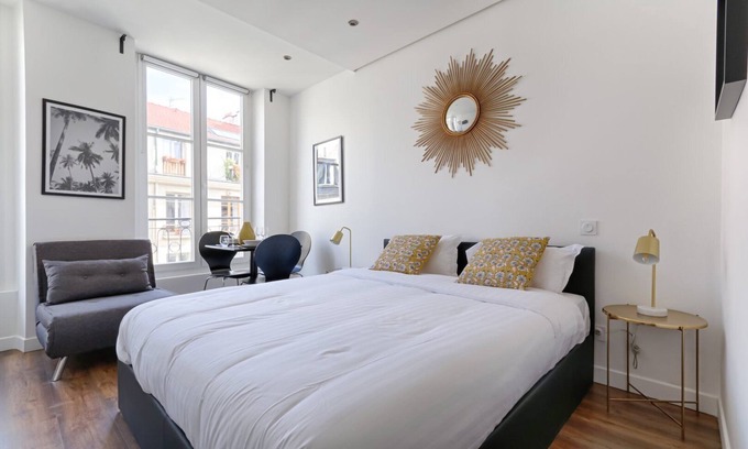 Strasbourg -Saint-Denis Apartment | TBS 313 - Elegant studio near Marais district