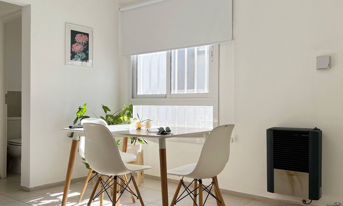 General Roca Apartment | Temporary South, for 4 people with 3 beds, in General Roca