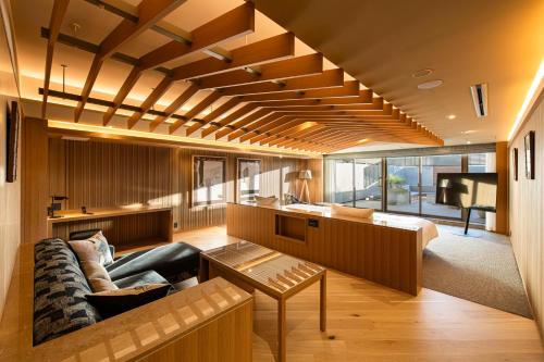 Shin-Osaka Hotel | TERRACE HOTEL f Shinosaka