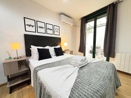 Golden Triangle of Art Apartment | Terraza Isabel A Temporal