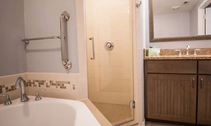 Port Canaveral Villa | Terrific 2-bedroom villa in Cape Canaveral with WiFi, fitness room