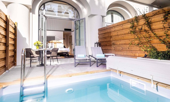 Juan-les-Pins Hotel | The 1932 Hotel & Spa Cap d'Antibes - MGallery Collection
