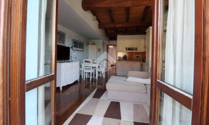 Castelnuovo di Porto Apartment | The Abode of the Wolf