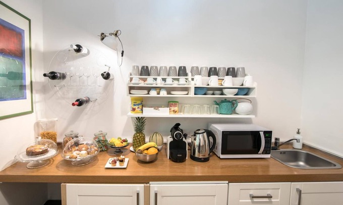 Vomero Bed & Breakfast | The Andy House B&B
