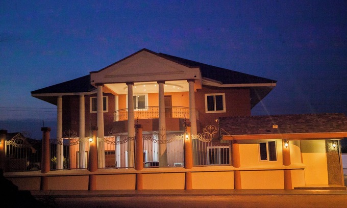 Kumasi Hotel | The Apartel Hotel