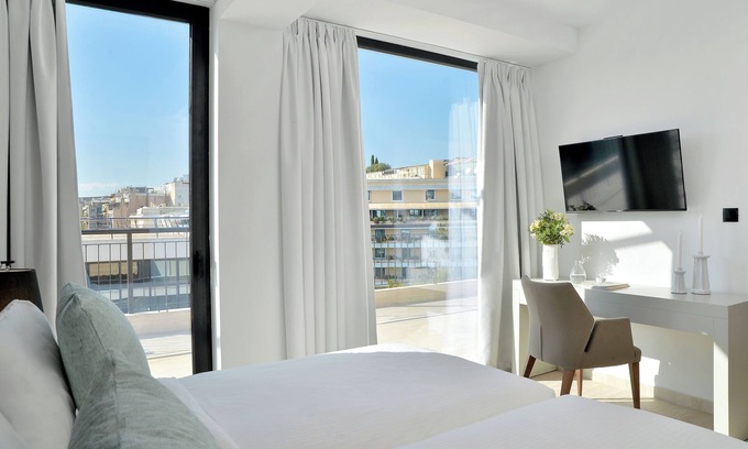 Kinosargous Apartment | The Apartment by Athenaeum Hotels