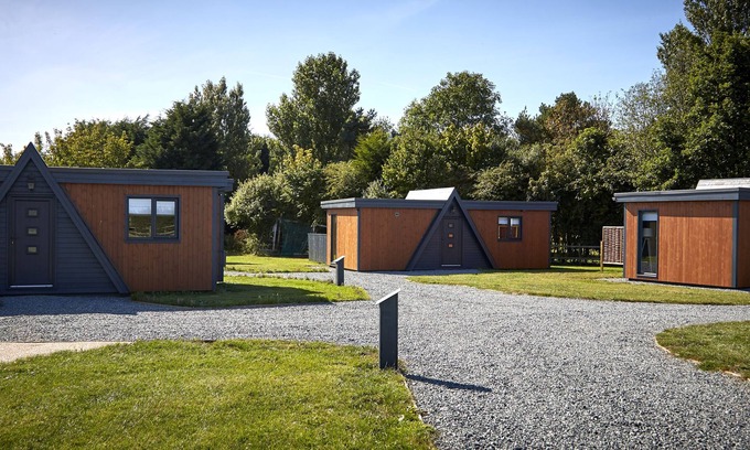 Fitling Cabin | THE ASHRAM, pet friendly, character holiday cottage in Burton Pidsea