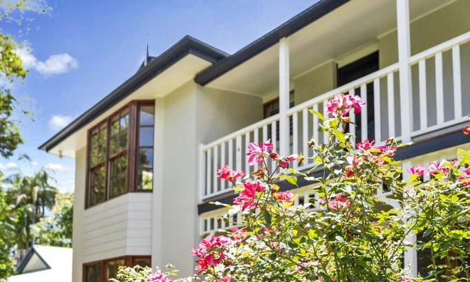 Montville Apartment | The Avenue at Montville