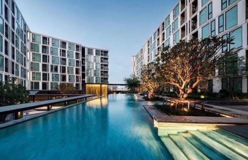 Talat Yai Apartment | the base updown一卧