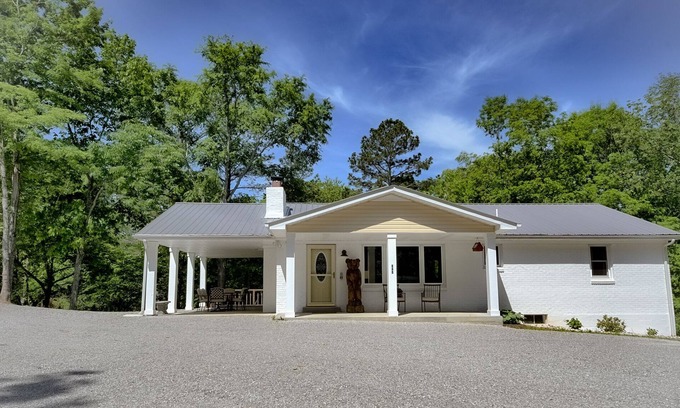 Celina House | The Bear Necessities near Dale Hollow Lake