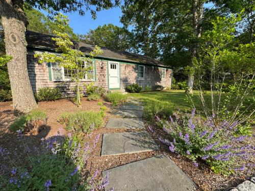 Brewster House | The Brewster Pearl