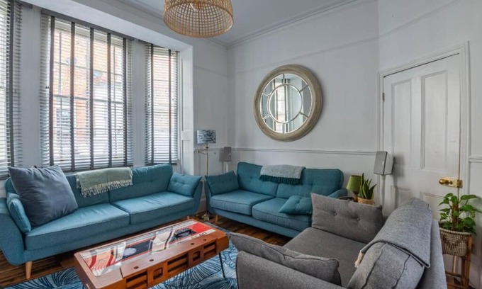 Broadstairs House | The Broadstairs townhouse