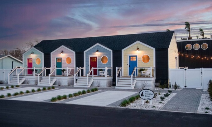 Villas House | The Coastal Quad: A Private, Luxury Pocket Resort