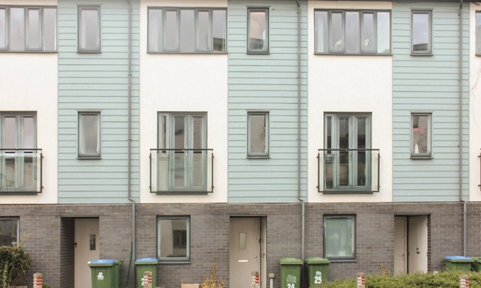 Southampton City Centre Cottage | The Compass Town House - UK41902