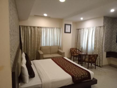 Paltan Bazaar Hotel | The Contour Hotel