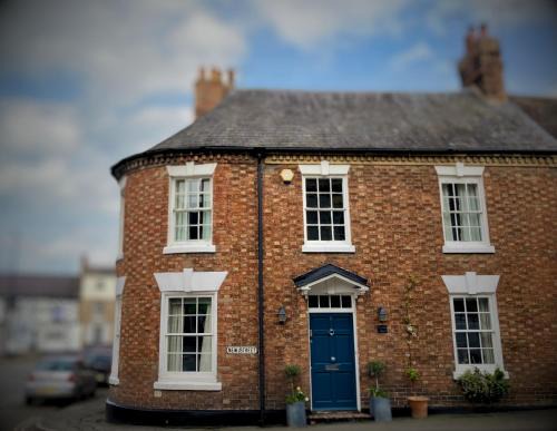 Shipston on Stour House | The Corner House