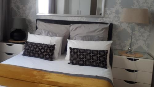 Greater Johannesburg Metropolitan Area Apartment | The Cottage ,7 School Road, Morningside