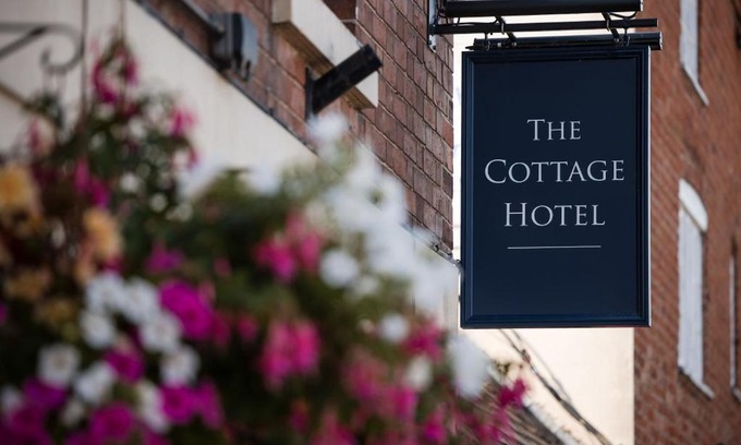 Ruddington Hotel | The Cottage Hotel