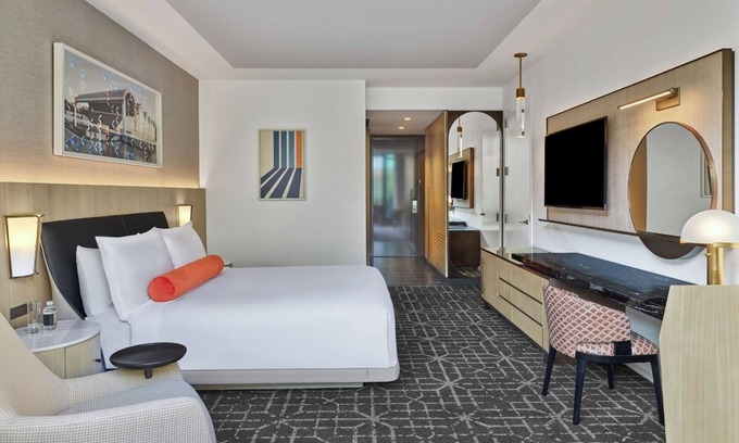 Fort Worth Cultural District Hotel | The Crescent Hotel | Deluxe King Room | Elegant Decor Near Science & History