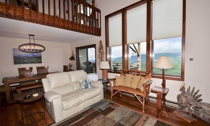 Sugar Mountain Condo | The Crest 200c 2 Bedroom Condo by Redawning