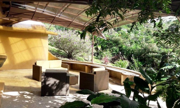 Tierras Morenas House | THE CUSUCA- Underground rental near Lake Arenal