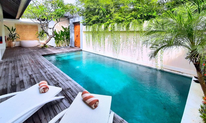 North Legian Villa | The Decks Bali