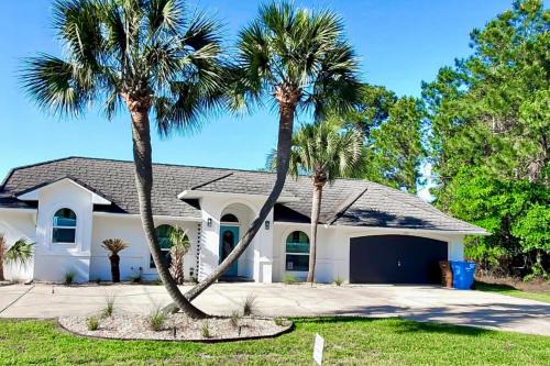 Gulf Breeze House | The Dolphin House