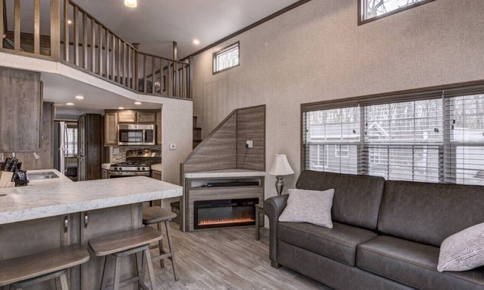 Brill House | The Eagle at Lincolnwood Resort