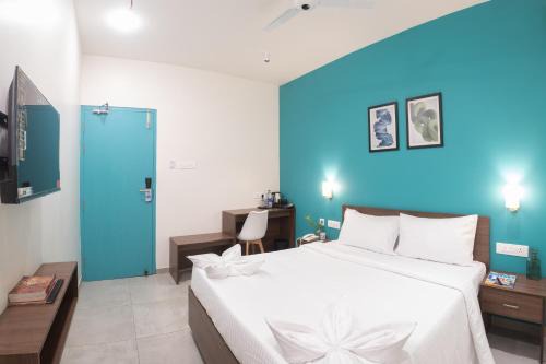 KK Nagar Hotel | The Elements Inn