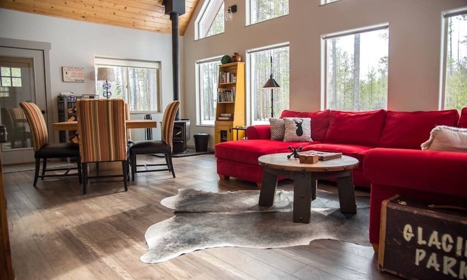 Coram House | The Elk Street Retreat