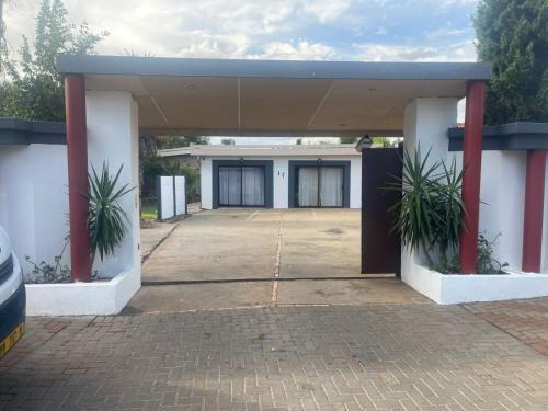 Kimberley House | The Empire