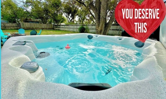 New Braunfels House | The Faust Haus at the Guadalupe with a hot tub !