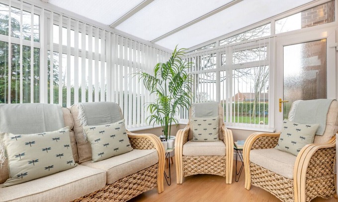 Whickham House | The Gardens - Three Bedroom House, Sleeps 6