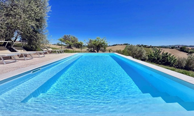 Senigallia House | the Ginestra With Swimming Pool and air Conditioning in Senigallia