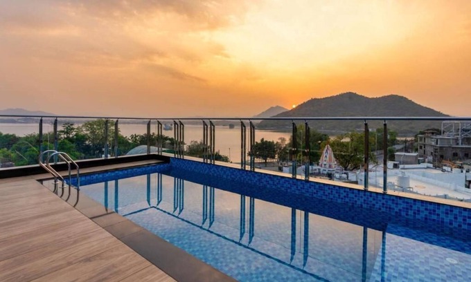 Udaipur District Hotel | The Grand Fateh