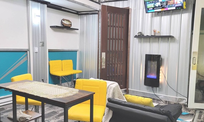 Camden House | The Great Suite With Parking Near Philadelphia