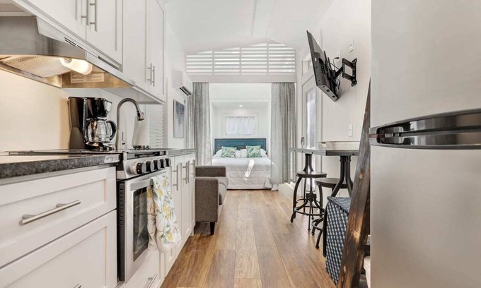 Greenville House | The Greenbrier Tiny House on The Saluda River