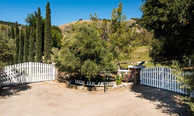 Santa Barbara County Cottage | The Guest House in the Santa Ynez Valley
