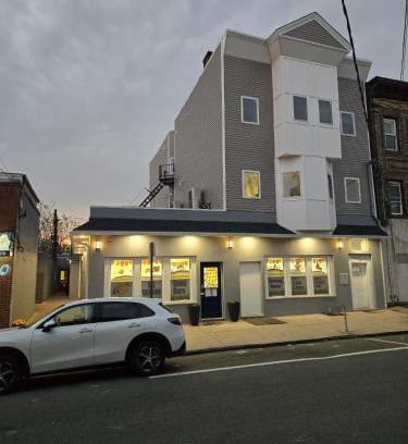 Harrison Apartment | The Harrison