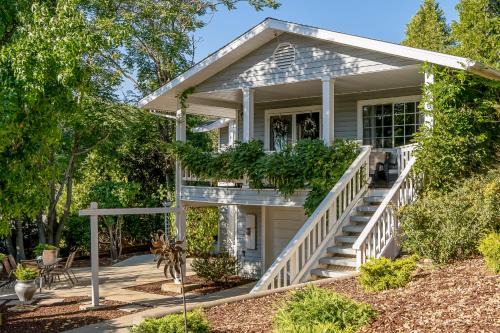 Julian House | The Heart of Julian