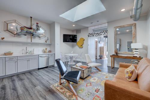 River District Apartment | The Hive 205 Sweeter