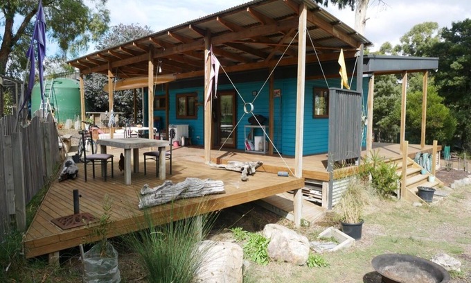 Abels Bay Apartment | The Hut; simple, close to coast and bush, low impact, warm and comfortable