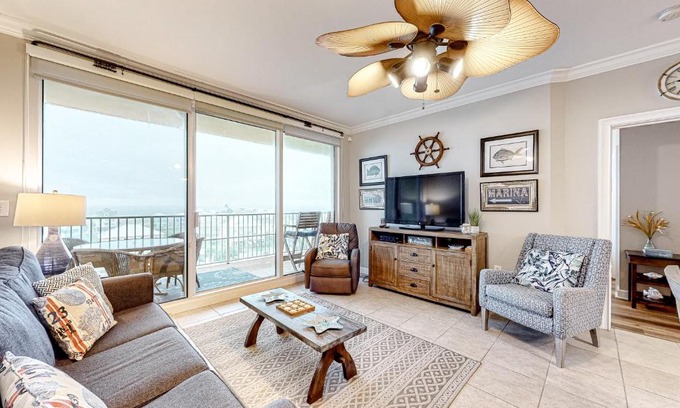 Fort Morgan Apartment | The Indies #503