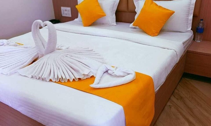 Chotila Hotel | The Infinite Hotel by Nexottel