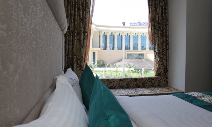 Triplicane Hotel | The Kings Park Residency