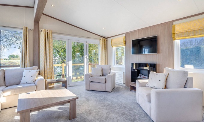 Woodhall Spa Cottage | The Lancaster - UK48336