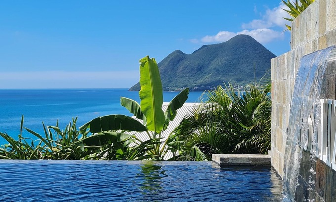 Le Diamant Apartment | The little diamond flower