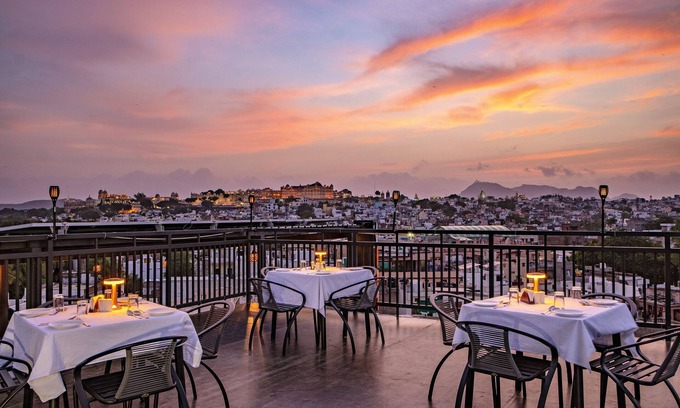 Udaipur City Centre Hotel | THE MANGAL VIEW RESIDENCY - A Luxury Boutique Business Hotel
