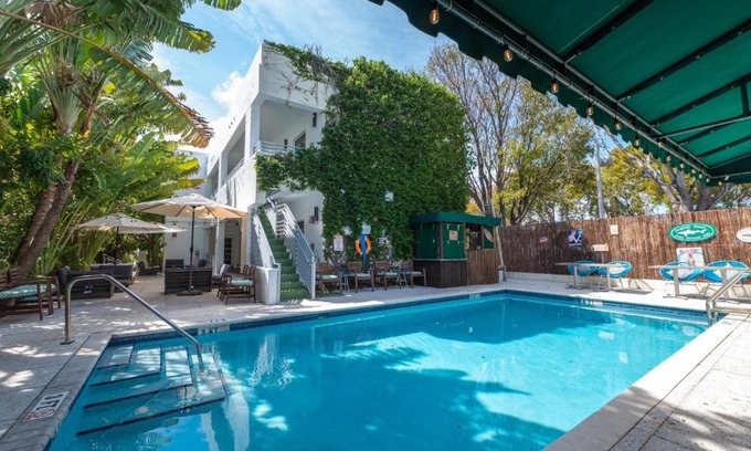 North Beach Apartment | The New Hotel