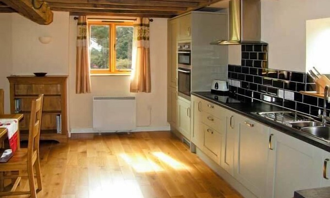 Caynham Cottage | The Old Cider Mill